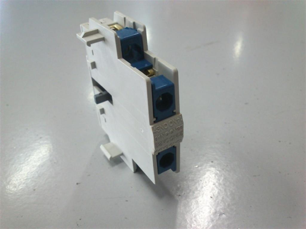 SIGMA CONTACTO AUXILIAR 24VAC